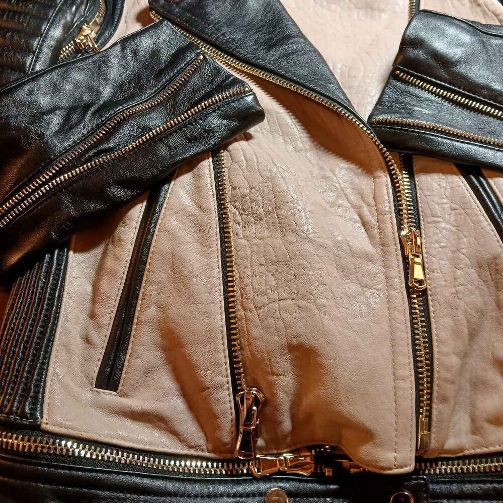 NWOT- DEARHUA Lamb Leather Jacket Unique Gold Hardware - Picture 12 of 16